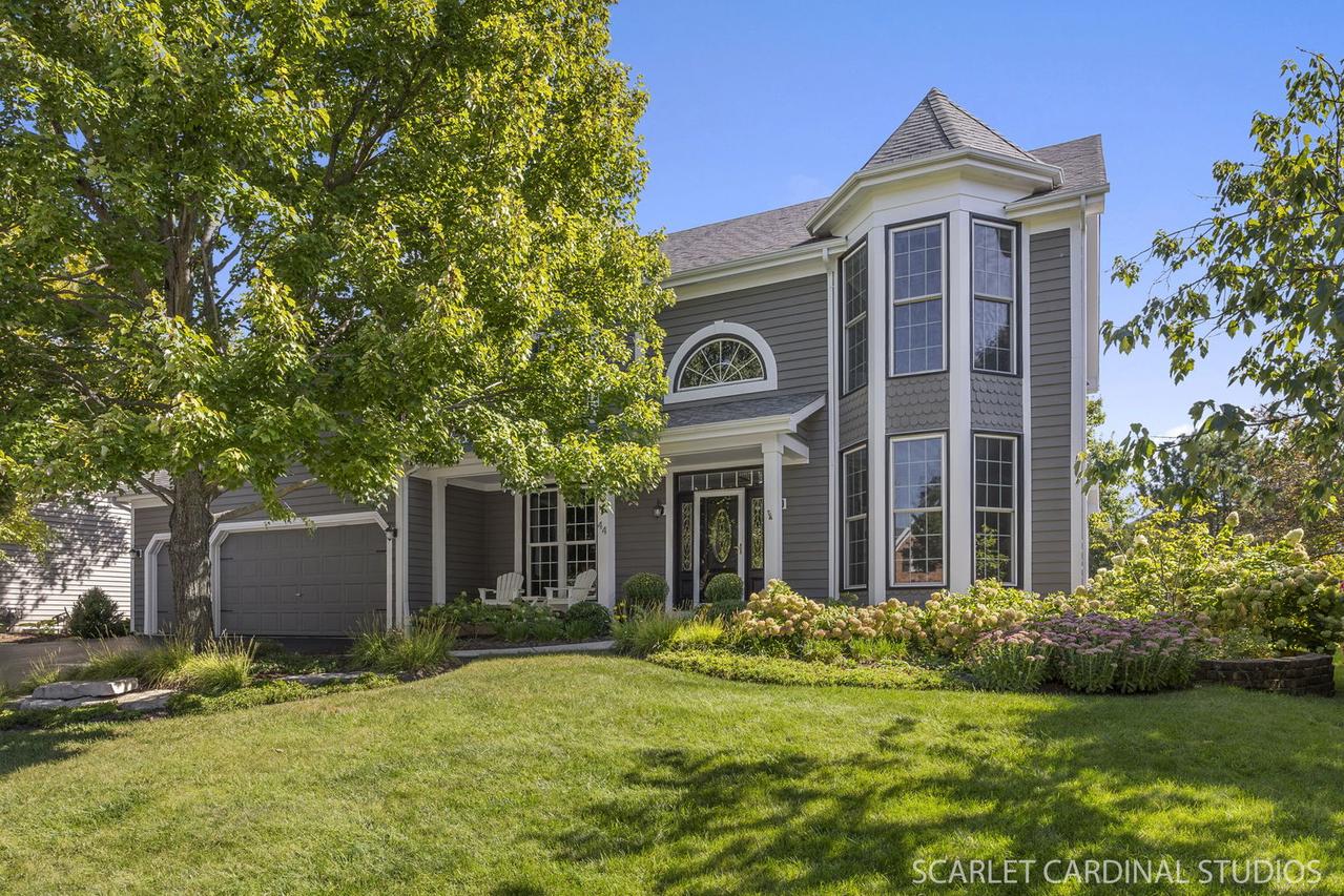 44 Marywood Tr., Wheaton, IL 60189