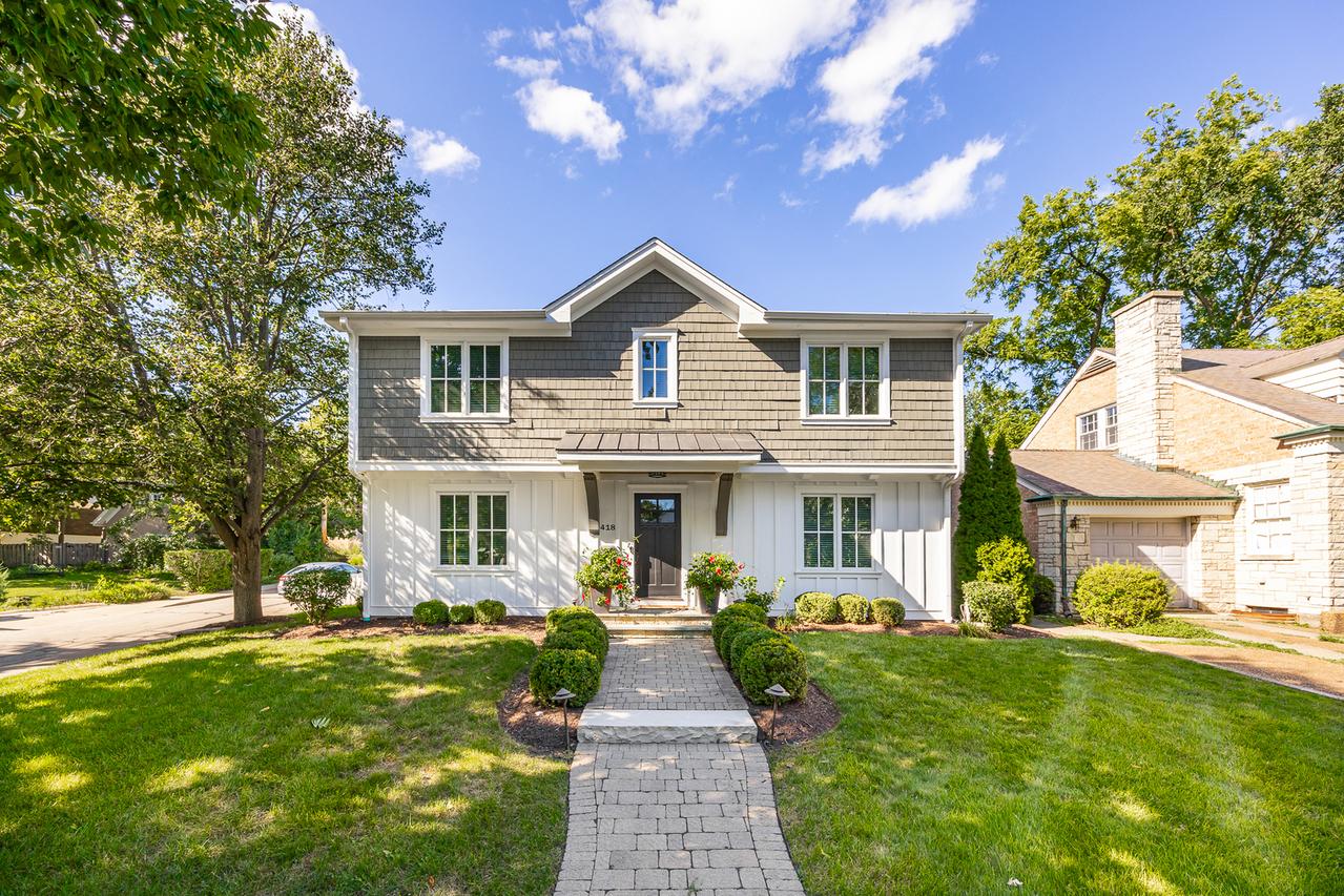 418 Hill Ave., Glen Ellyn, IL 60137