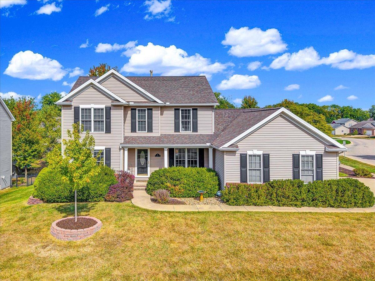 9 Willowbend Ct., Bloomington, IL 61705