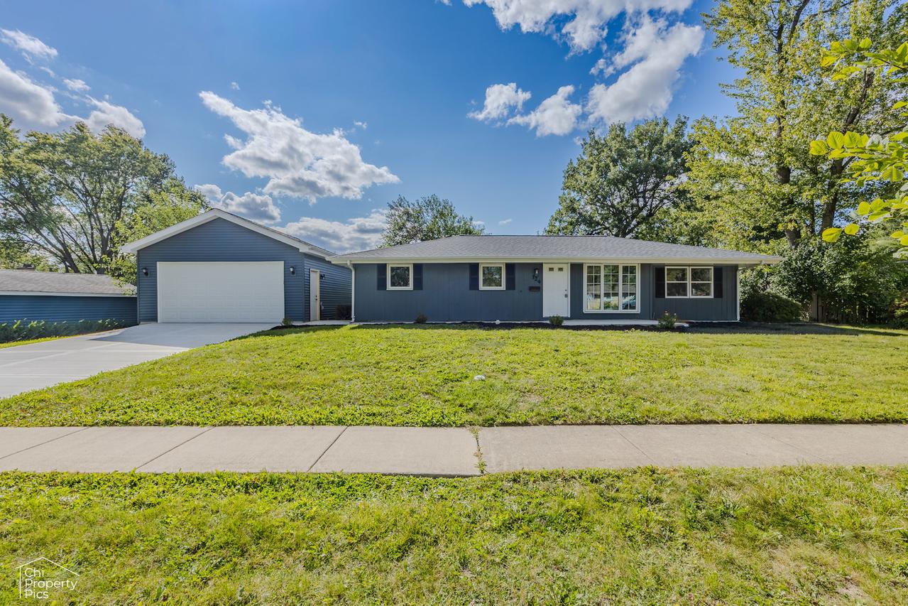 124 Westover Ln., Schaumburg, IL 60193