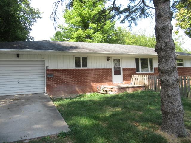 114 N Chase St., Monticello, IL 61856