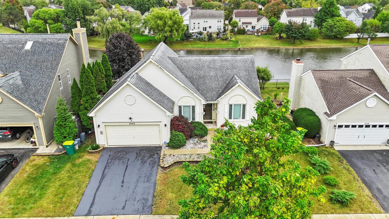 2002 Vermette Cir., Plainfield, IL 60586