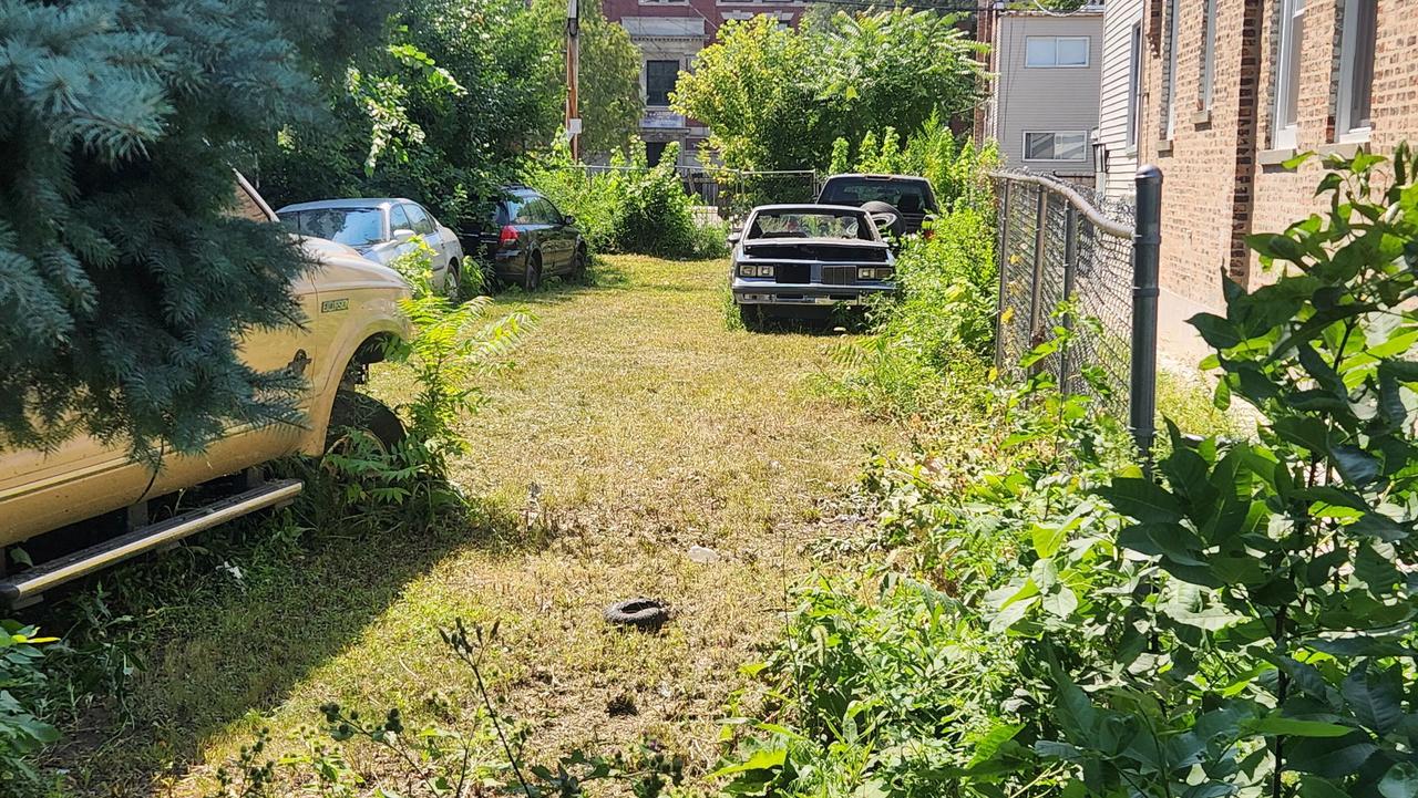 210 N Laporte Ave., Chicago, IL 60644