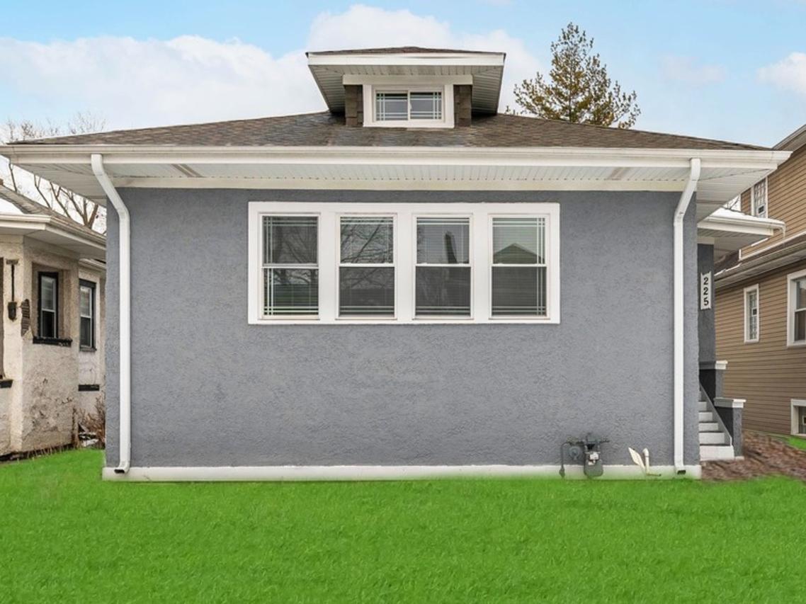 225 S 16th Ave., Maywood, IL 60153