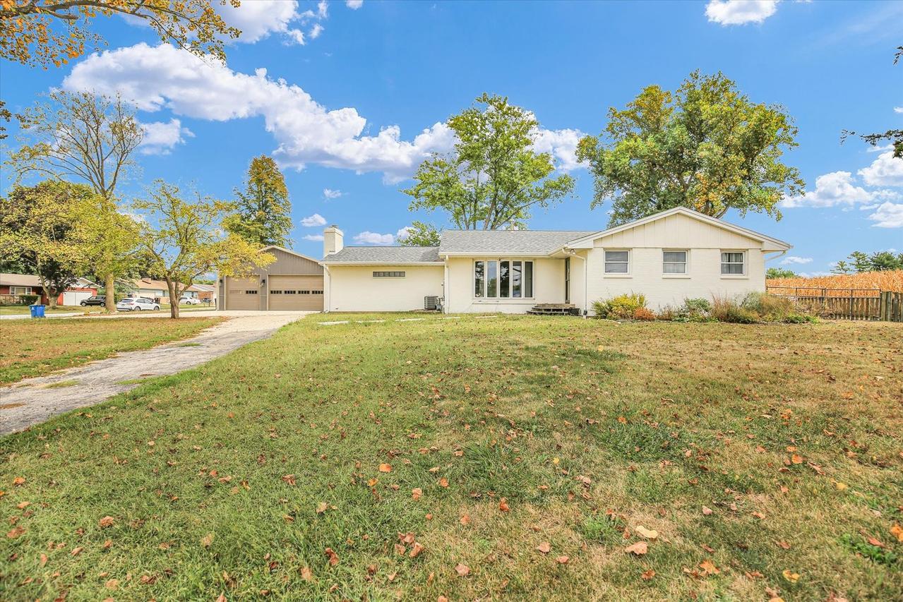 303 W Evergreen Dr., St. Joseph, IL 61873