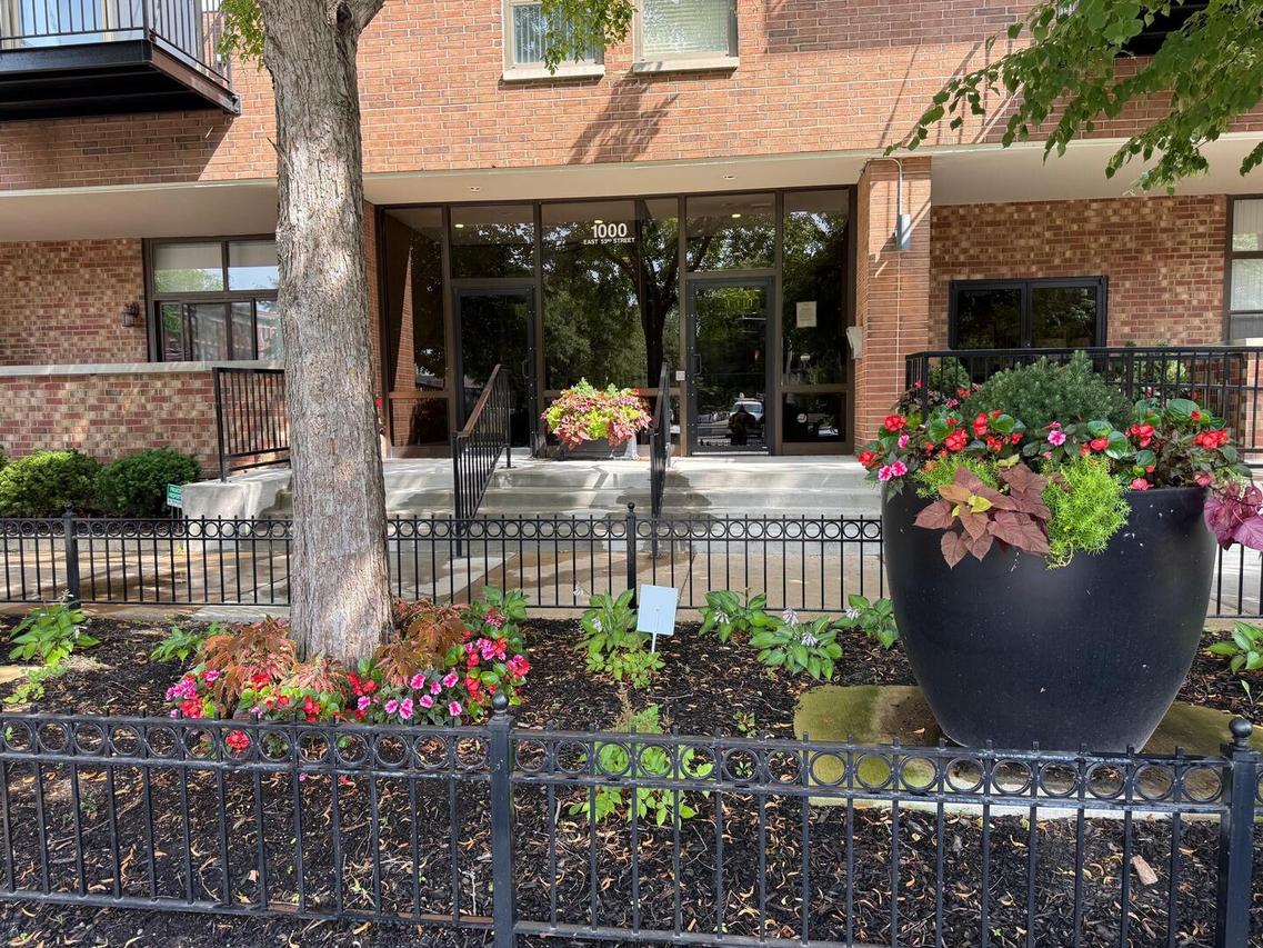 1000 E 53rd St. #511, Chicago, IL 60615