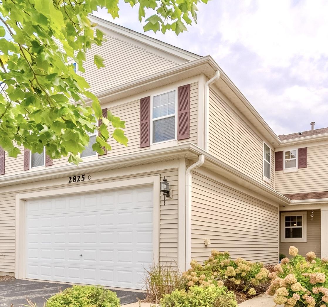 2825 Glacier Way #C, Wauconda, IL 60084