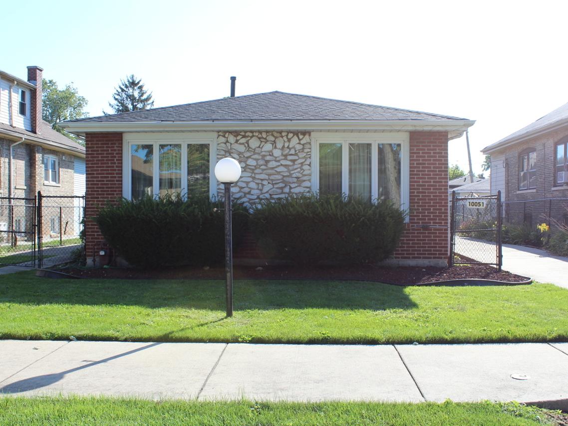 [Address Hidden by Seller], Chicago, IL 60643