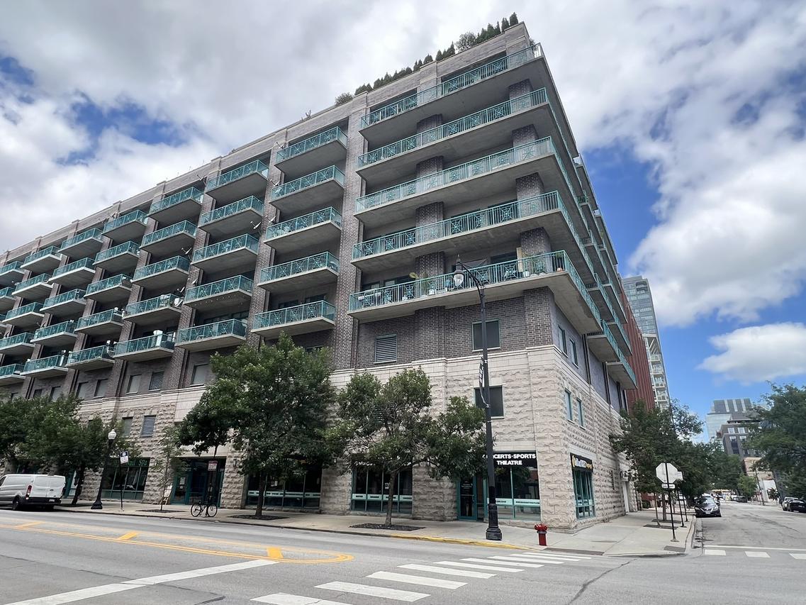 910 W Madison St. #602, Chicago, IL 60607