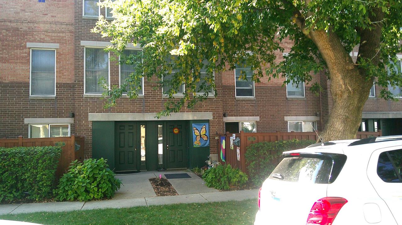 35 Elgin Ave. #A, Forest Park, IL 60130