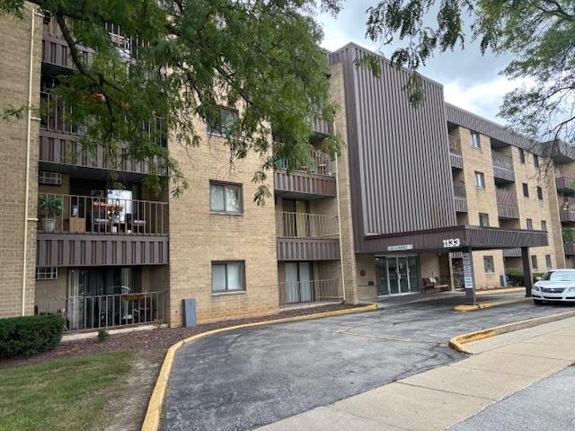 1133 S Finley Rd. #410, Lombard, IL 60148