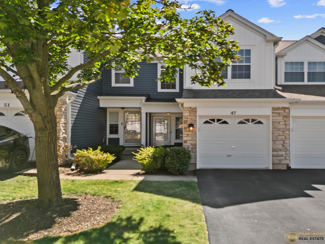 47 Oakton Dr., Lombard, IL 60148