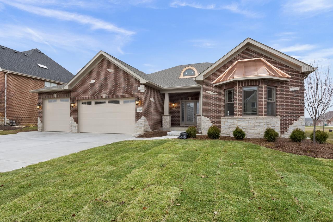 25905 W Winding Hollow Dr., Channahon, IL 60410