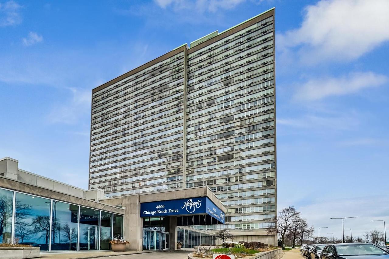 4800 S Chicago Beach Dr. #1701N, Chicago, IL 60615