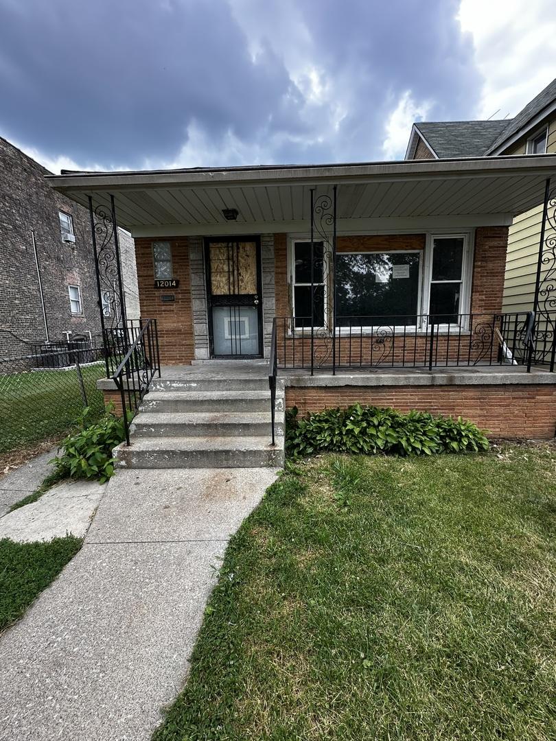 12014 S Wallace St., Chicago, IL 60628