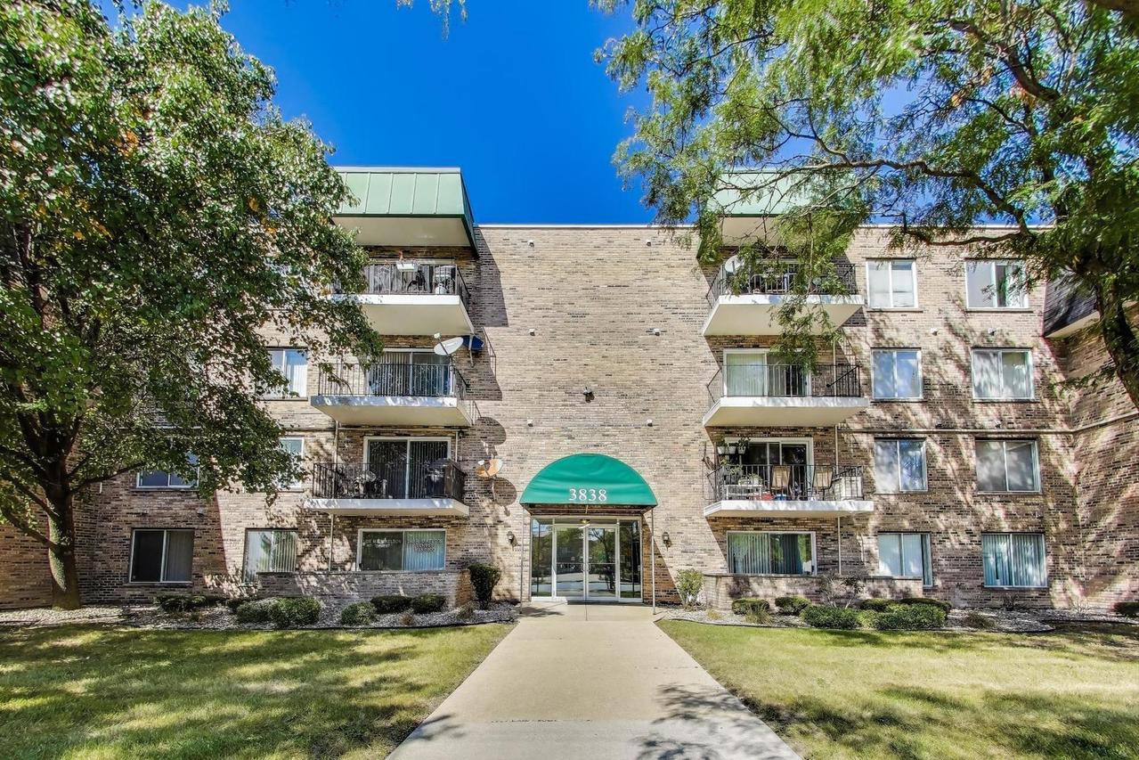 3838 W 111th St. #209, Chicago, IL 60655