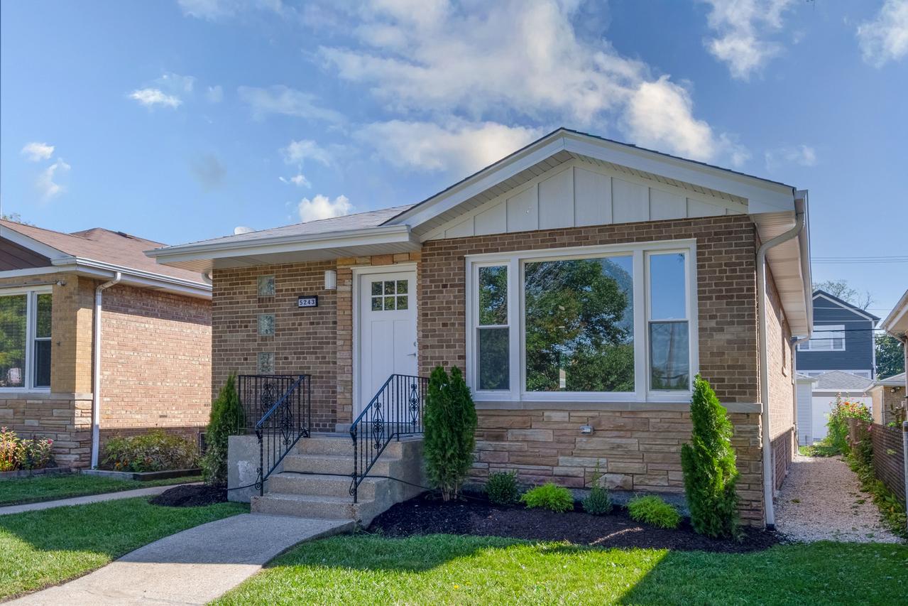 5243 N Nagle Ave., Chicago, IL 60630
