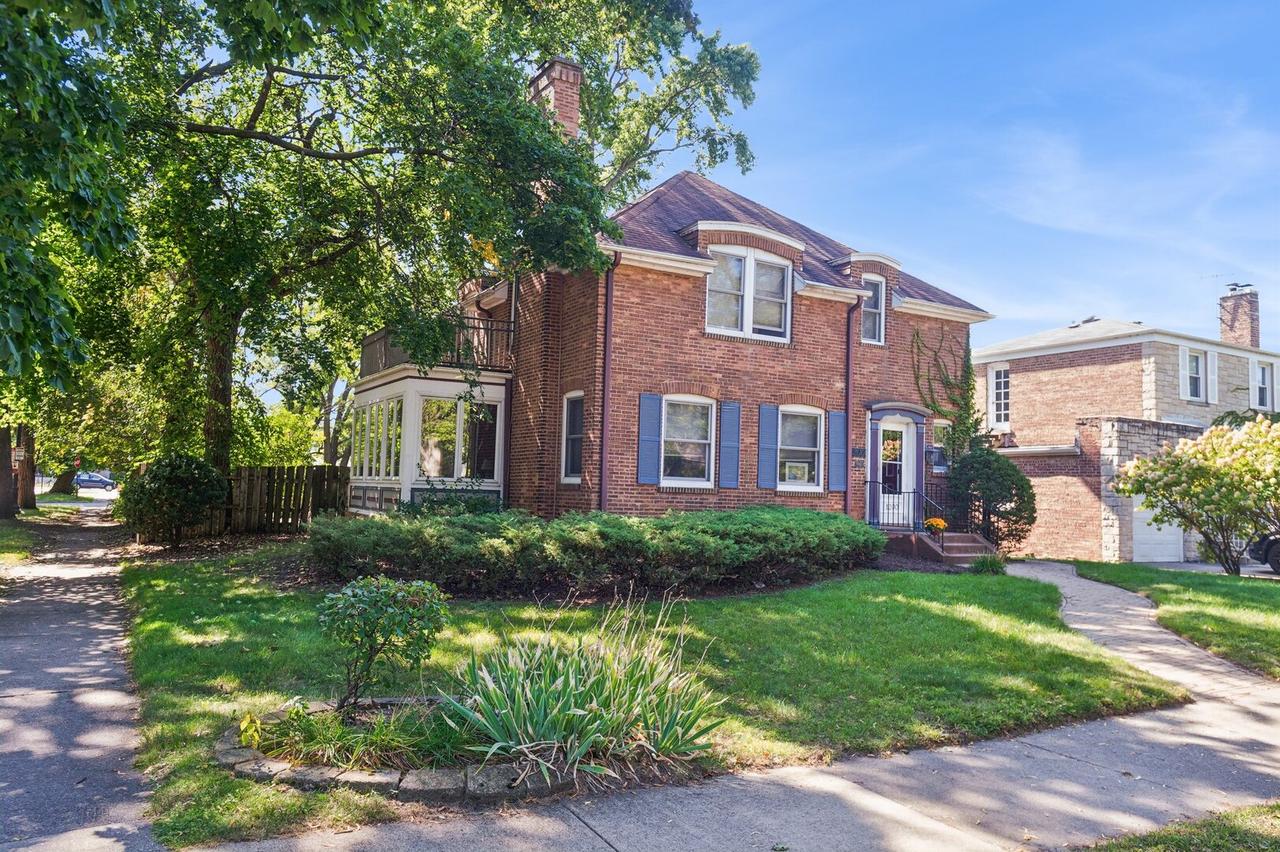 1200 Dobson St., Evanston, IL 60202