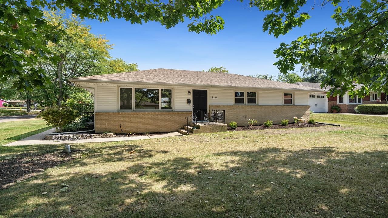 2104 Wyoming Dr., Rockford, IL 61108