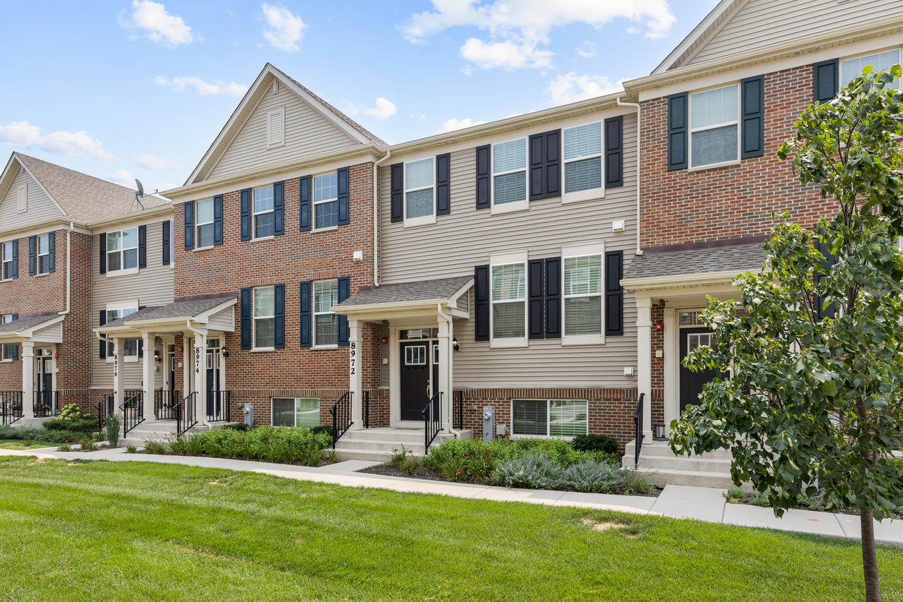 8972 Dolby St., Huntley, IL 60142