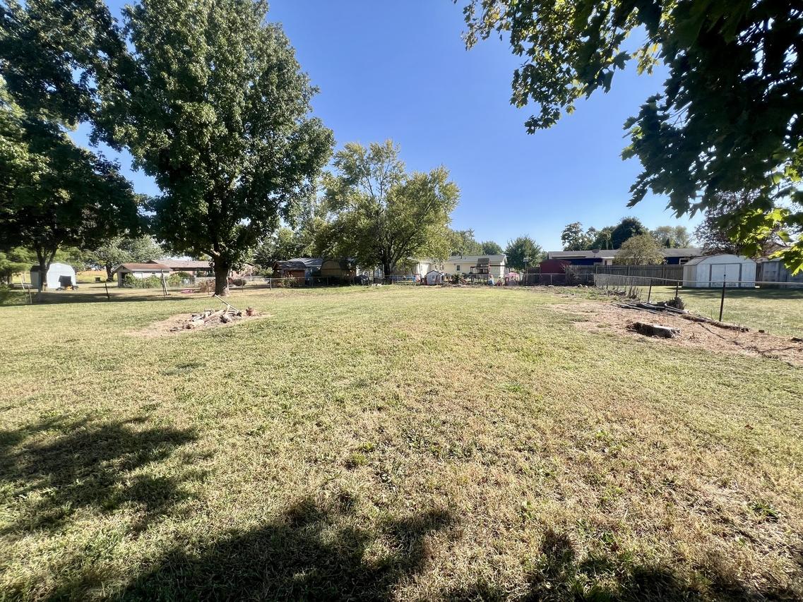 2241 County Road 1700, Saint Joseph, IL 61873