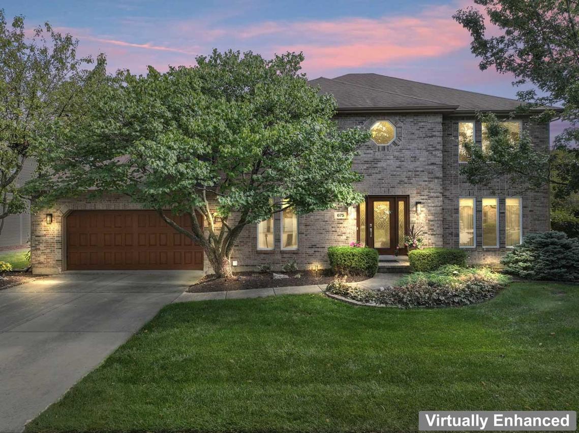 675 Red Maple Ln., Roselle, IL 60172