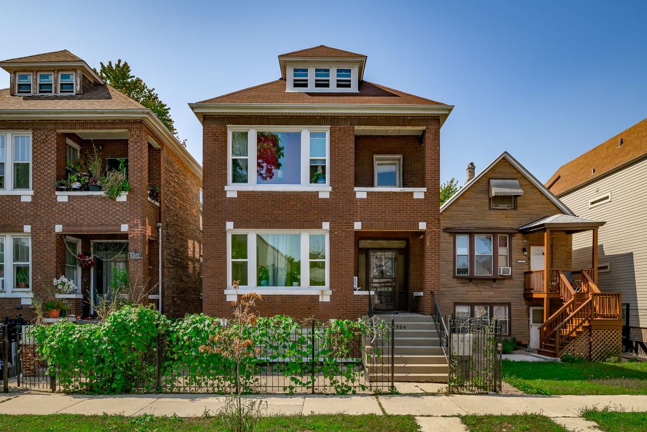 4554 S Washtenaw Ave., Chicago, IL 60632