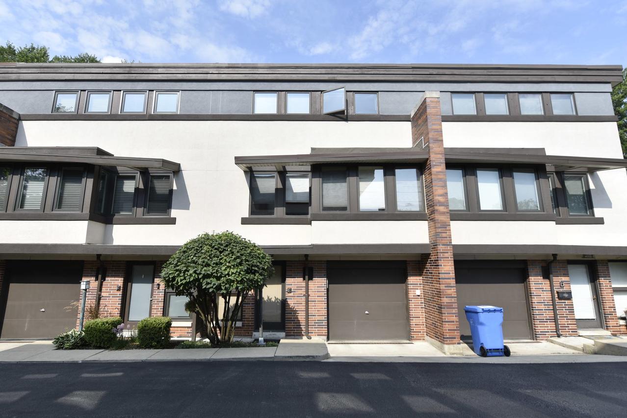 [Address Hidden by Seller], Chicago, IL 60615