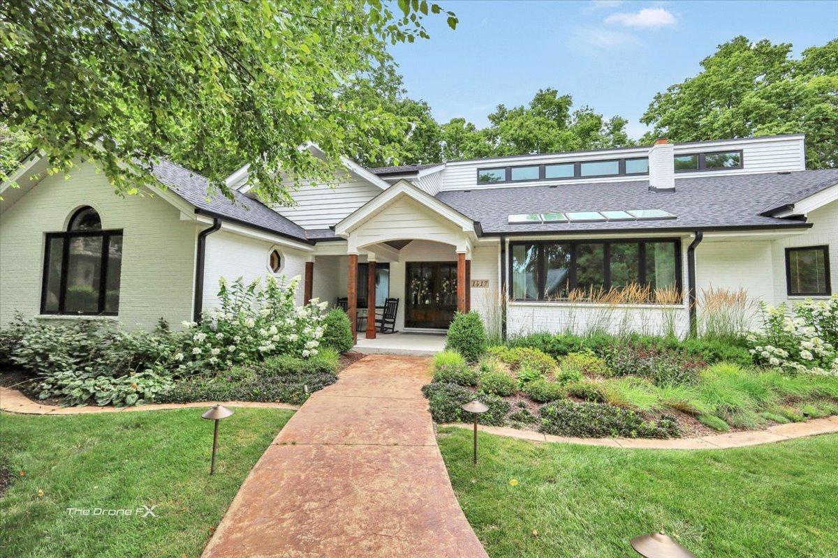 1417 Sherwood Ln., Geneva, IL 60134