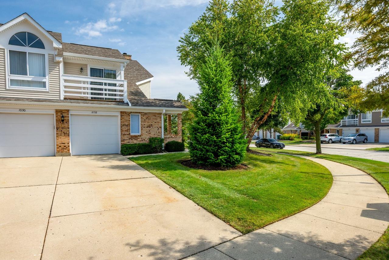1032 Courtland Dr., Buffalo Grove, IL 60089