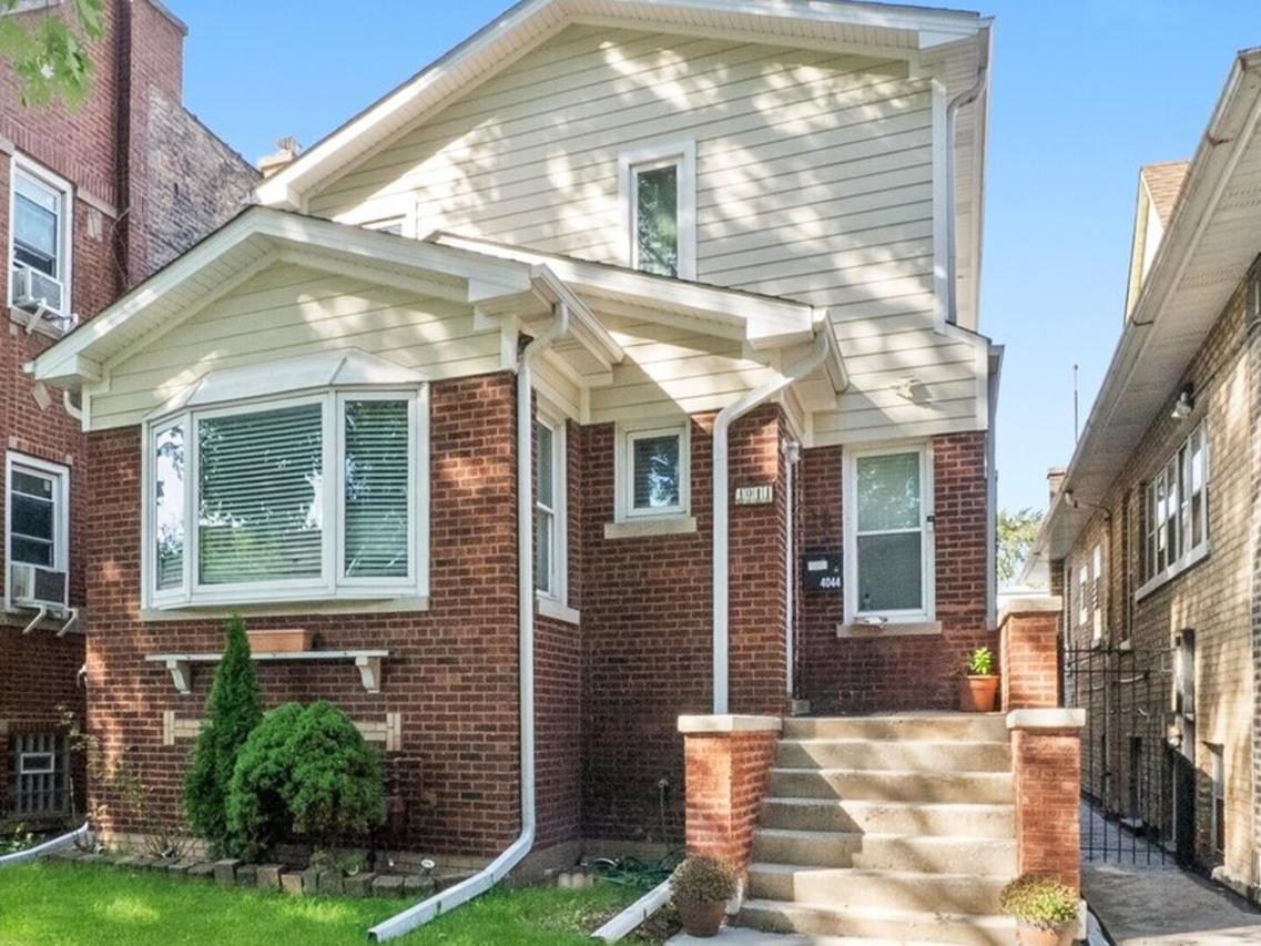 4044 W Wellington Ave., Chicago, IL 60641