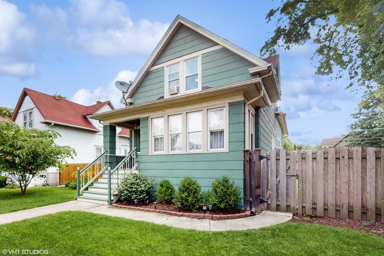 442 Hannah Ave., Forest Park, IL 60130