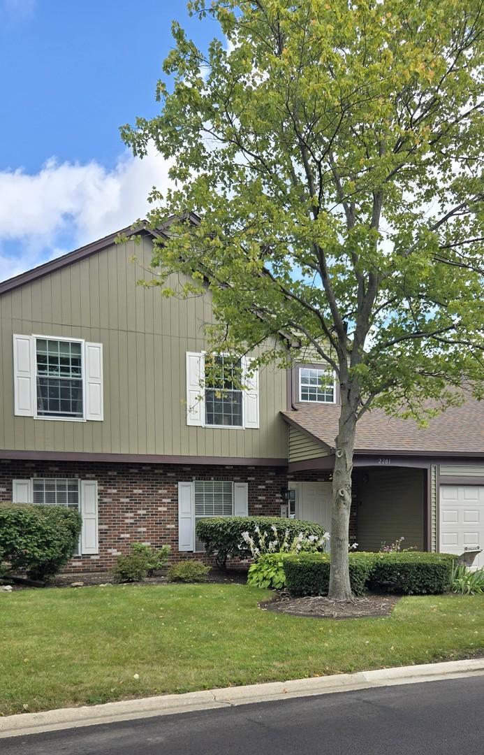 2201 Worthing Dr. #101B, Naperville, IL 60565