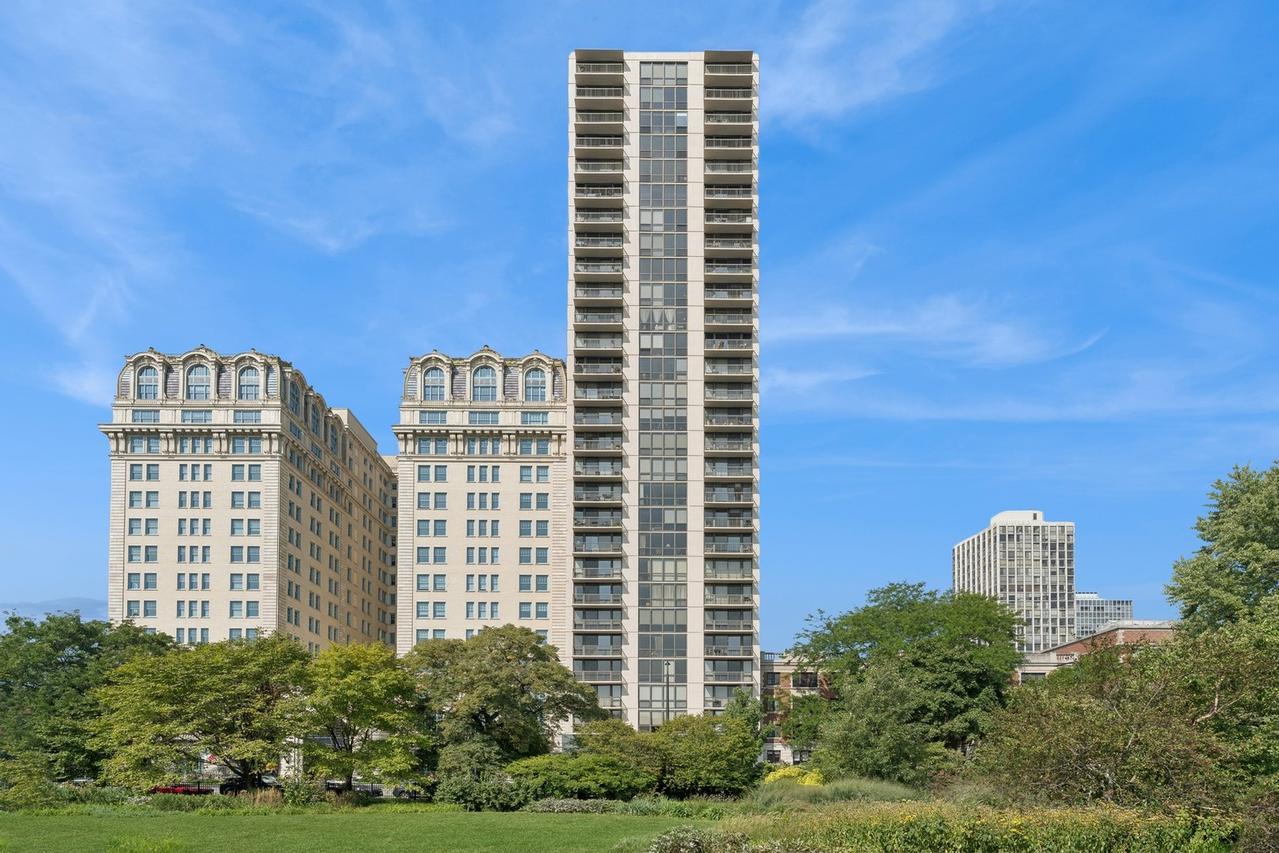 2314 N Lincoln Park West #11S, Chicago, IL 60614