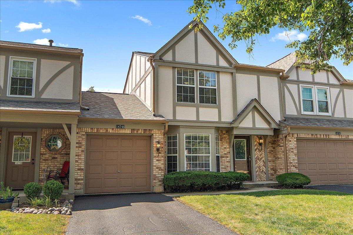 14746 Lakeview Dr., Orland Park, IL 60462