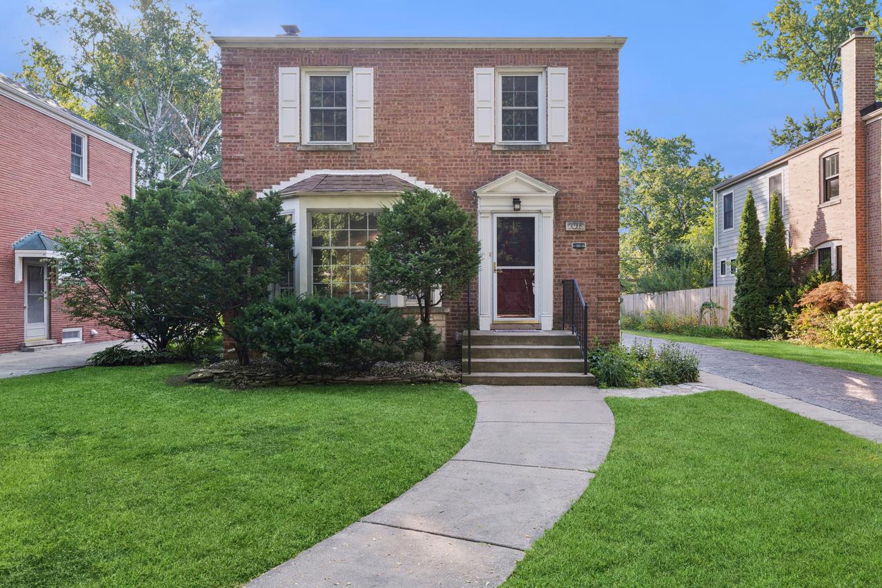 7013 N Monon Ave., Chicago, IL 60646