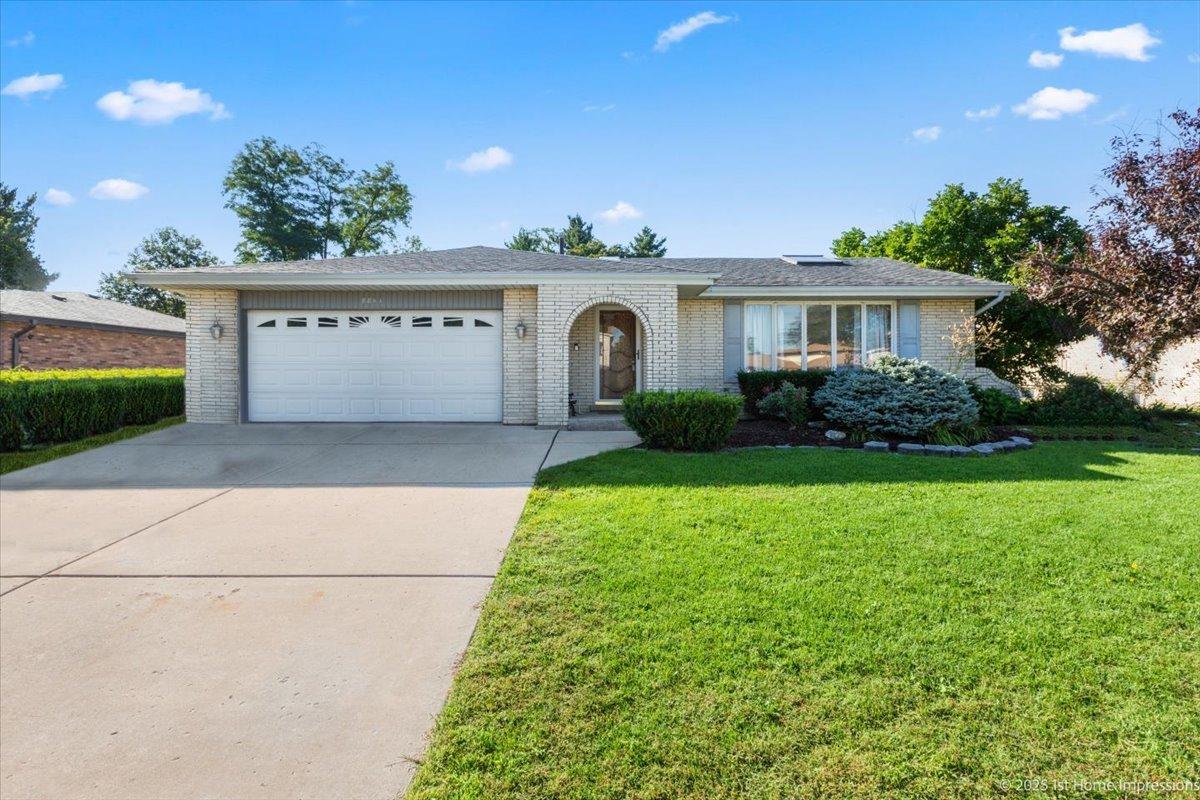 8841 Briarwood Ln., Orland Park, IL 60462