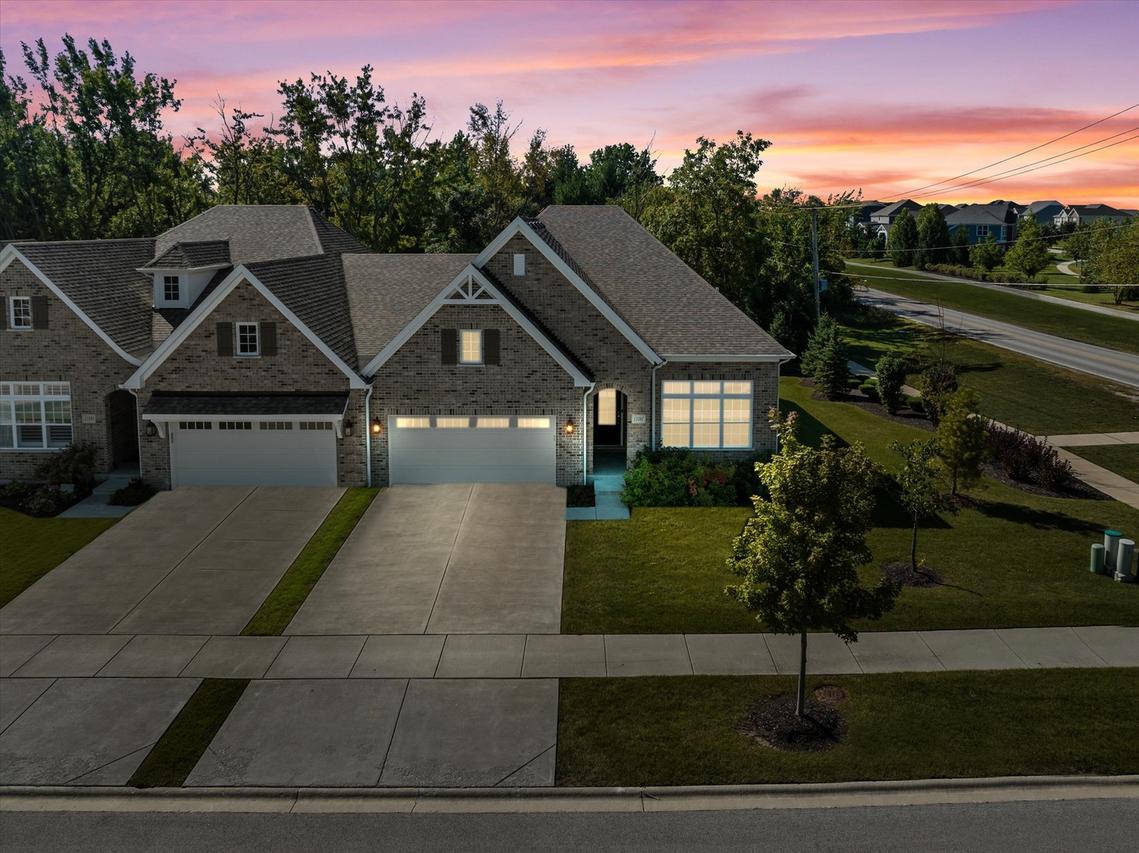 13101 Eliza Ct., Lemont, IL 60439