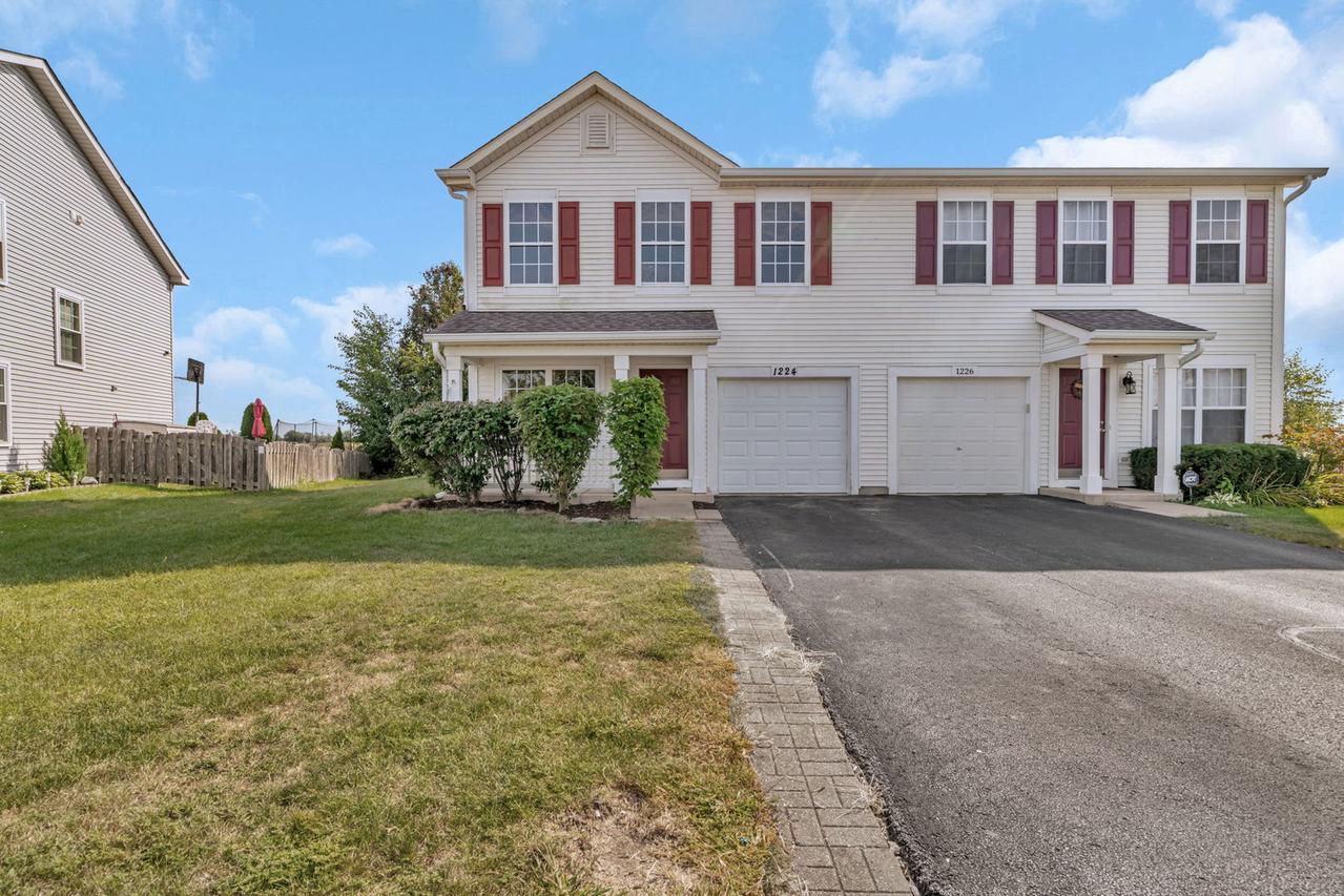 1224 Burns Ln., Minooka, IL 60447