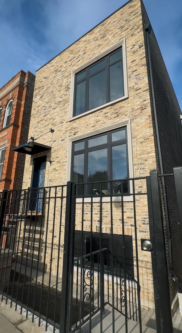 [Address Hidden by Seller], Chicago, IL 60647