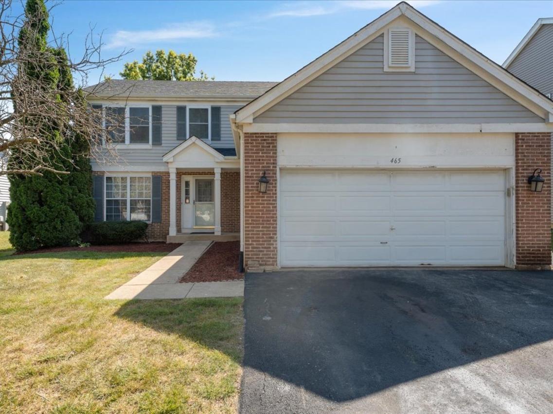465 Bloomfield Dr., Bolingbrook, IL 60440