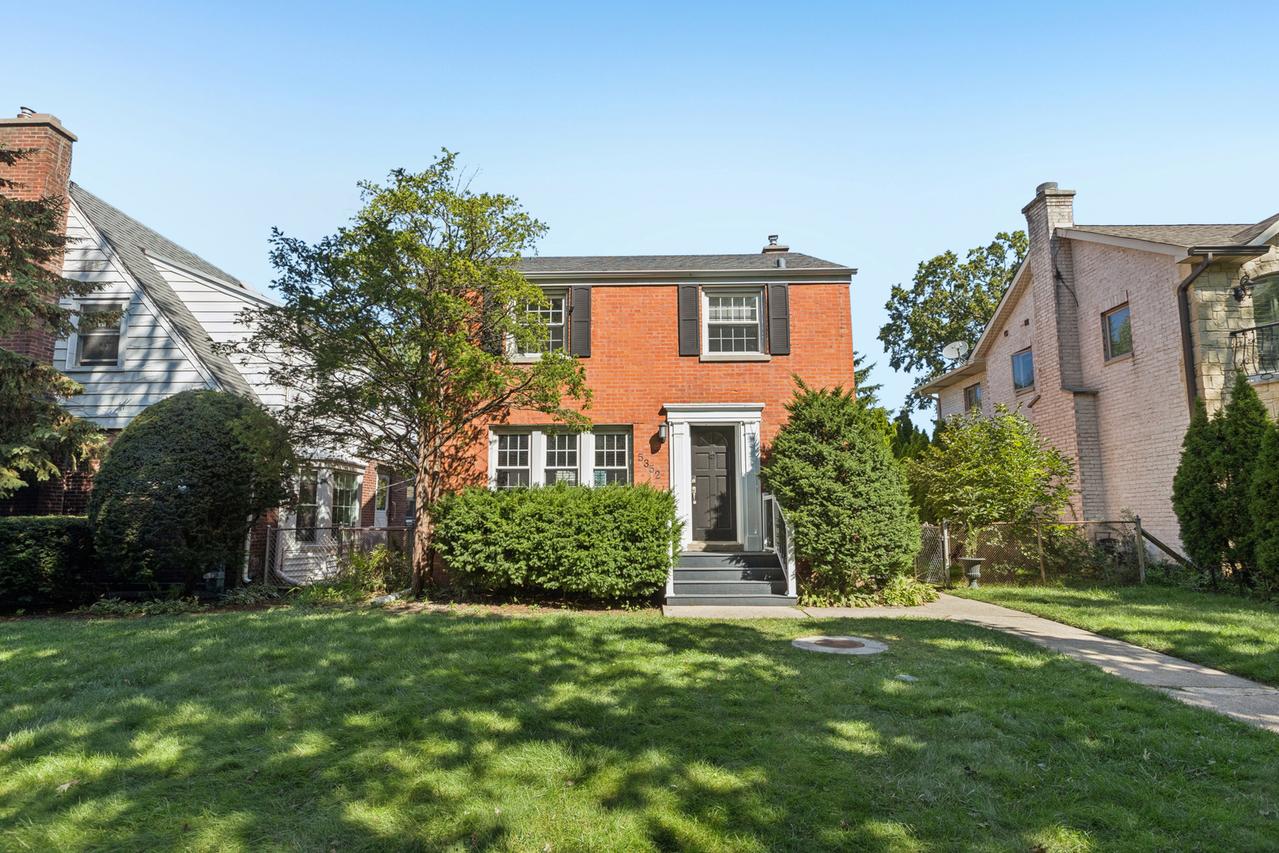 5352 Greenwood St., Skokie, IL 60077