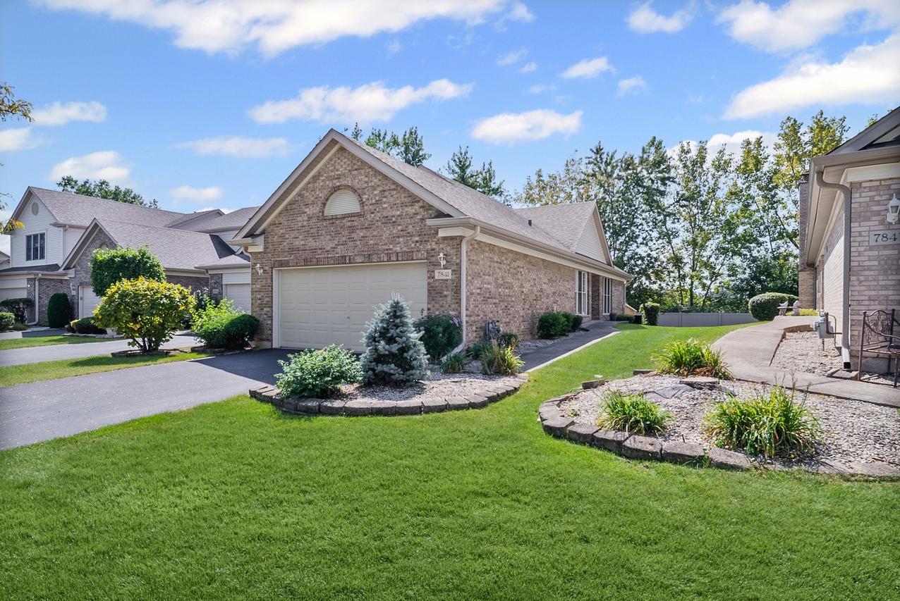 7841 Bristol Park Dr., Tinley Park, IL 60477