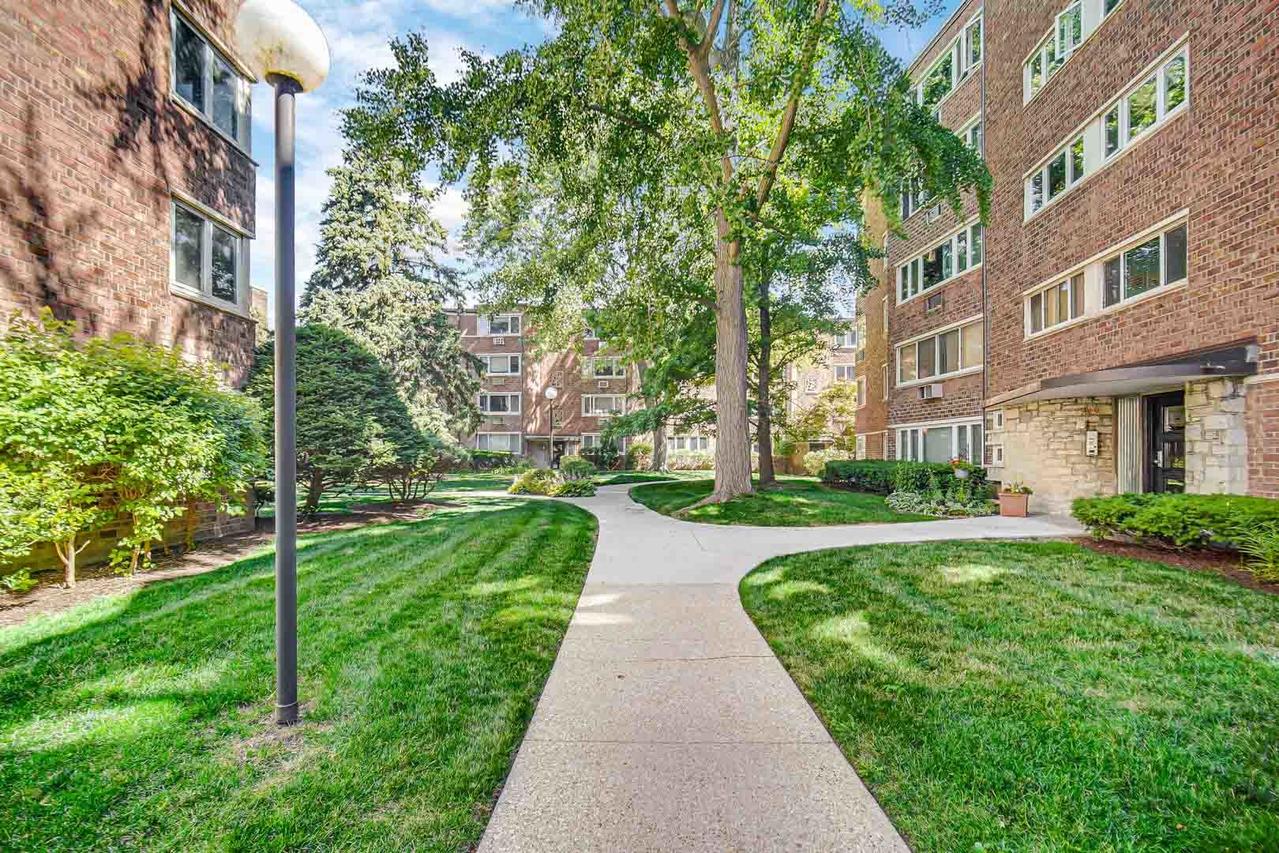 1940 W Hood Ave. #4B, Chicago, IL 60660