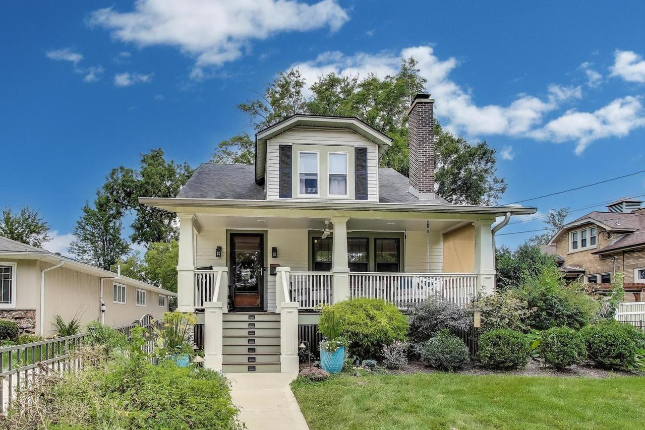 408 E Evergreen St., Wheaton, IL 60187