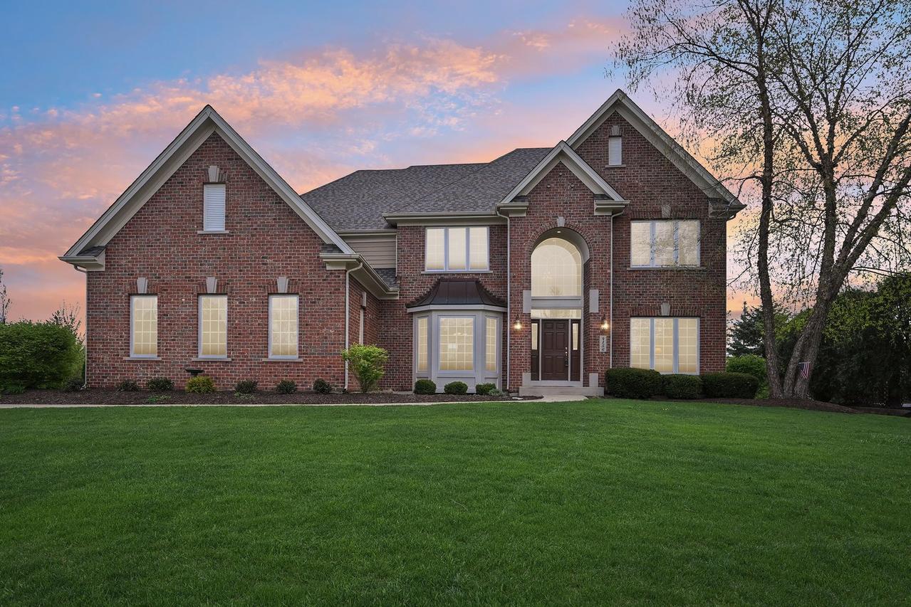 4156 Meadow View Dr., St. Charles, IL 60175