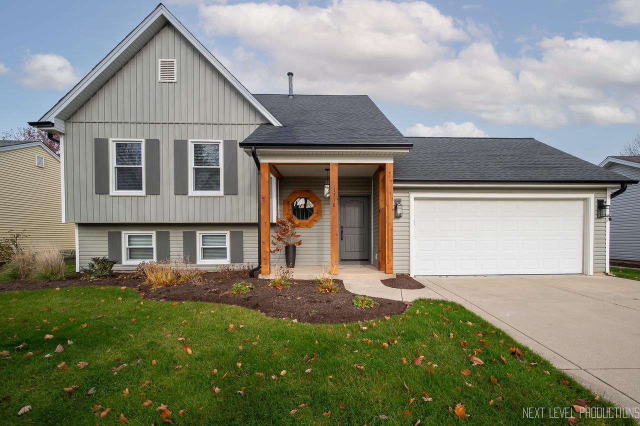 1718 Jeanette Ave., St. Charles, IL 60174