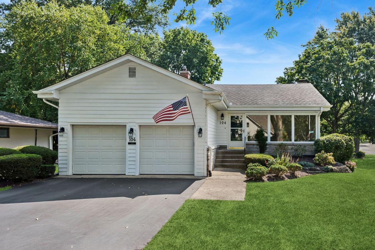 104 E Elm St., Wheaton, IL 60189