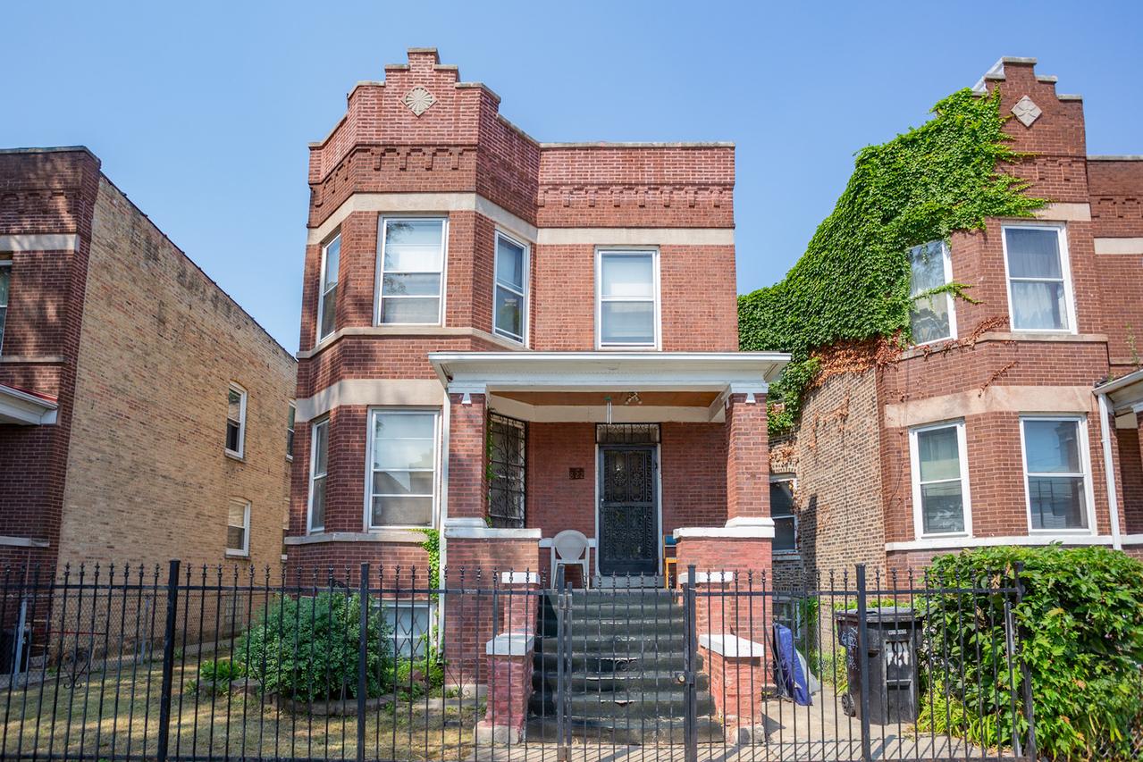 822 N Avers Ave., Chicago, IL 60651