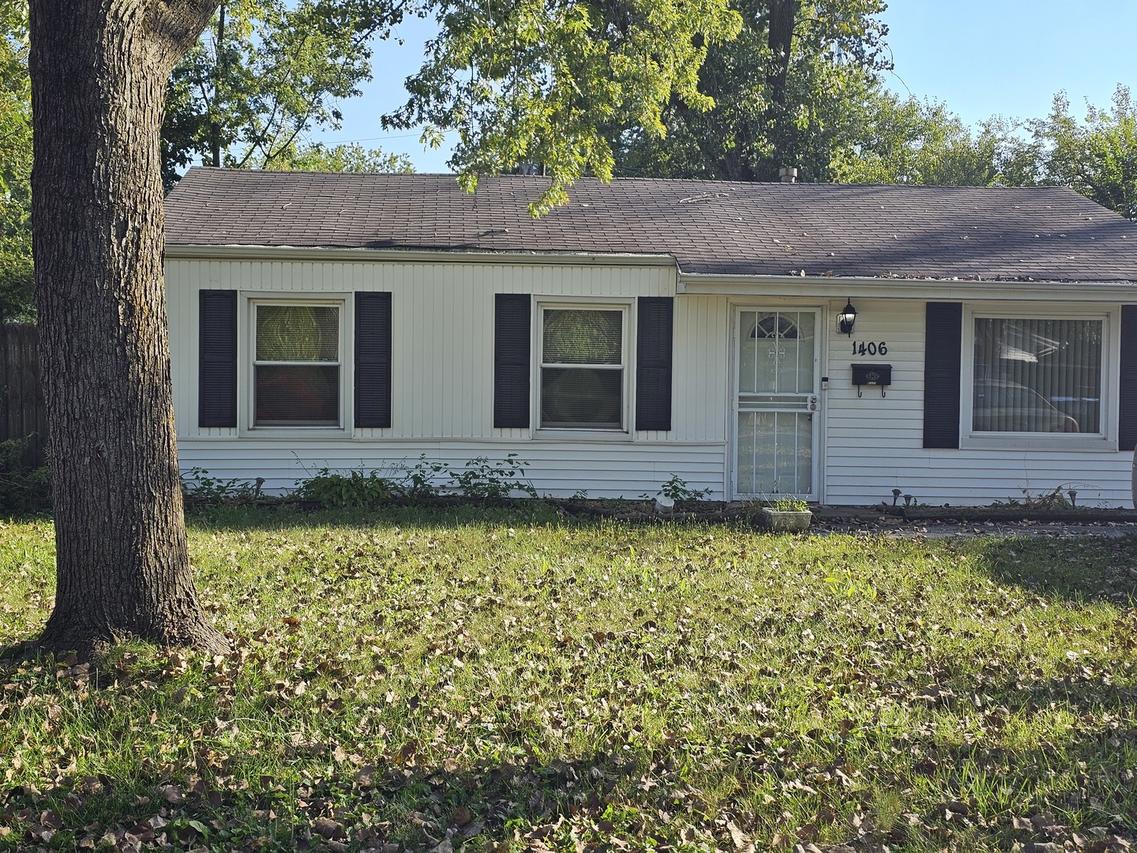 1406 E 15th Pl., Ford Heights, IL 60411